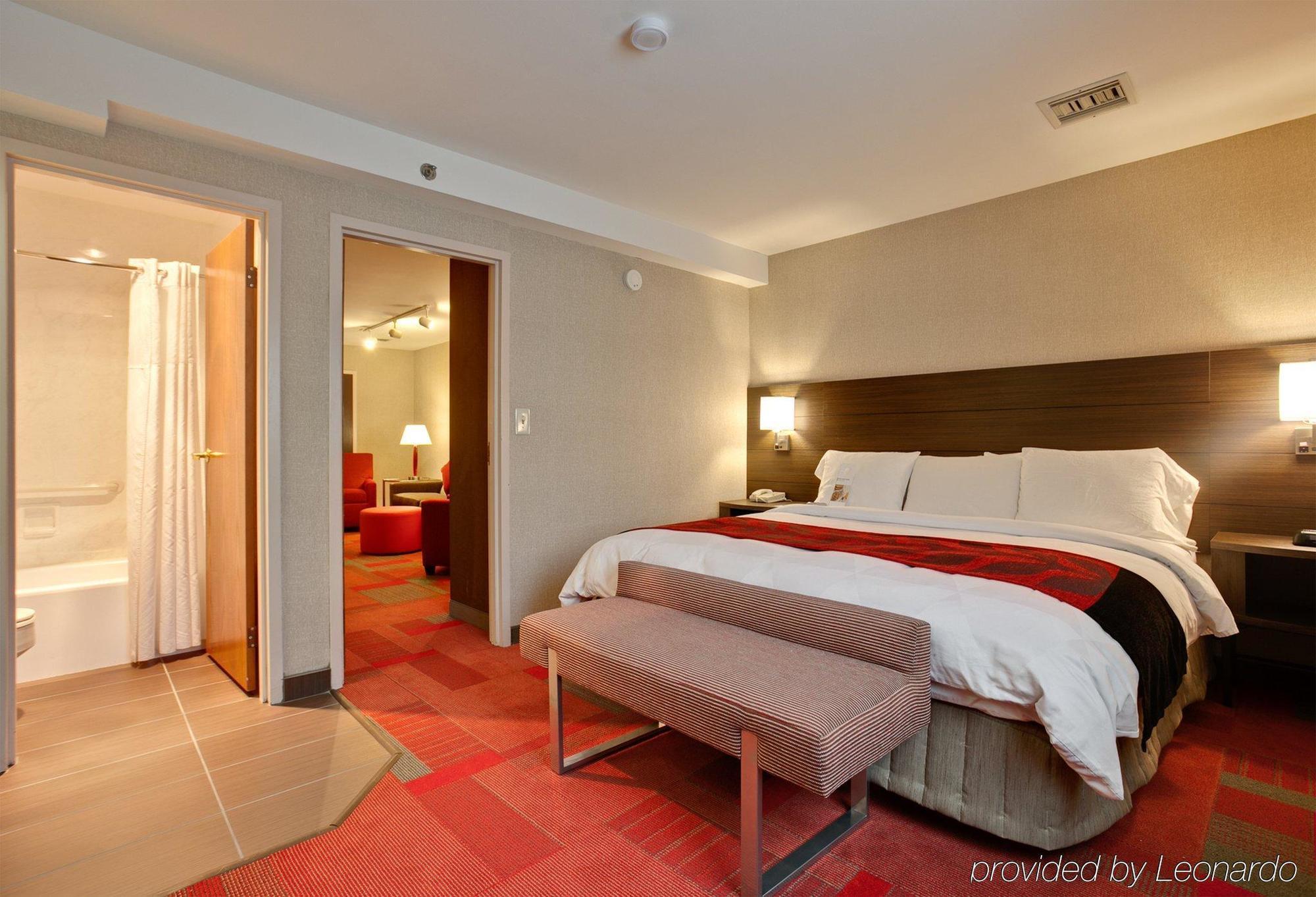 Radisson Hotel Madison Pokoj fotografie